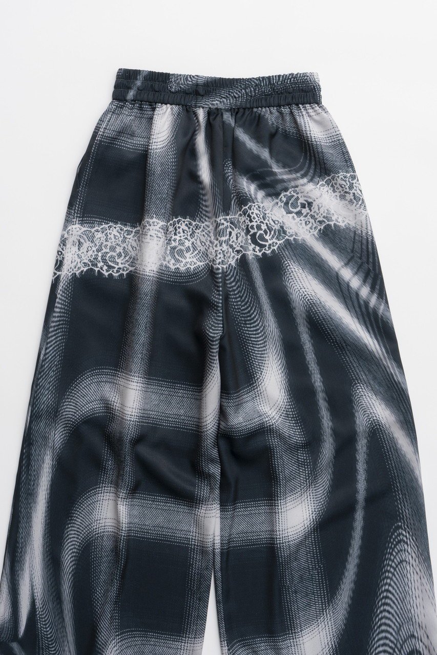 【プランク プロジェクト/PRANK PROJECT】のオンブレチェックレースプリントパンツ / Ombre Check Lace Print Pants 人気、トレンドファッション・服の通販 founy(ファニー) 　ファッション　Fashion　レディースファッション　Fashion for Women　パンツ　Pants & Trousers　とろみ　Fluid, Flowy Fabric　サテン　Satin, Glossy Fabric　シンプル　Simple, Minimal　トリミング　Trimming, Decorative Edge　プリント　Print, Printed Pattern　ボトム　Bottoms, Lower Wear　リラックス　Relax, Relaxed Fit　レース　Lace, Lace Fabric　人気　Popular, Best Seller　夏　Summer　春　Spring　S/S・春夏　SS, Spring/Summer, Warm Season　other-7|ID: prp329100004335076 ipo3291000000036022169