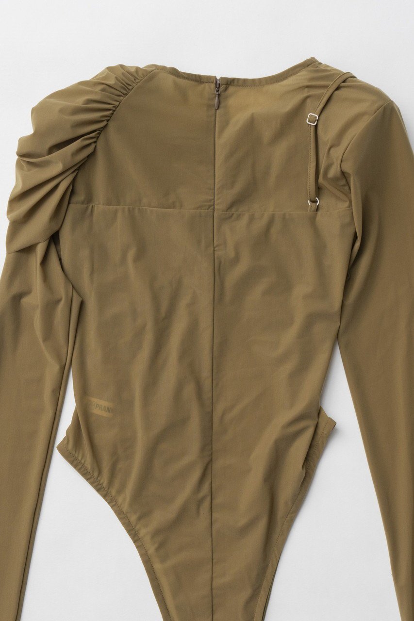 【プランク プロジェクト/PRANK PROJECT】のアシンメトリーツイストボディスーツ / Asymmetric Twist Bodysuit 人気、トレンドファッション・服の通販 founy(ファニー) 　ファッション　Fashion　レディースファッション　Fashion for Women　トップス・カットソー　Cut & Sew Tops　シャツ・ブラウス・オフィスカジュアル　Elegant Blouses & Button-Ups　ロングTシャツ・Tシャツ　Longline T-Shirts & Tees　カットソー・ベーシックTシャツ　Cut-and-Sewn Tops / Stretch Tees & Basics　スポーティ　Sporty, Casual Athletic　スリーブ　Sleeve, Long Sleeve / Short Sleeve　スーツ　Suit, Formalwear　フロント　Front, Front Design　ボトム　Bottoms, Lower Wear　ロング　Long, Long-Length　other-6|ID: prp329100004335087 ipo3291000000034421222