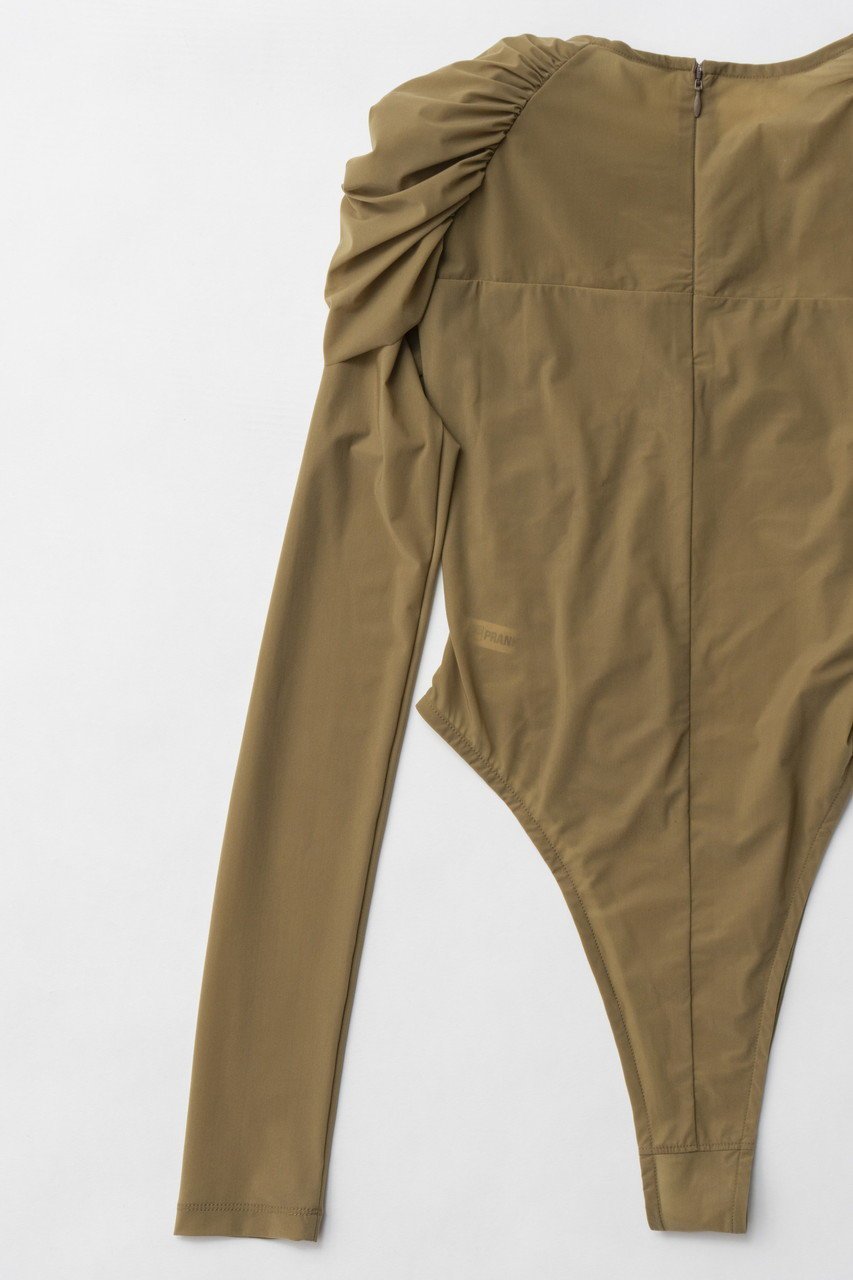 【プランク プロジェクト/PRANK PROJECT】のアシンメトリーツイストボディスーツ / Asymmetric Twist Bodysuit 人気、トレンドファッション・服の通販 founy(ファニー) 　ファッション　Fashion　レディースファッション　Fashion for Women　トップス・カットソー　Cut & Sew Tops　シャツ・ブラウス・オフィスカジュアル　Elegant Blouses & Button-Ups　ロングTシャツ・Tシャツ　Longline T-Shirts & Tees　カットソー・ベーシックTシャツ　Cut-and-Sewn Tops / Stretch Tees & Basics　スポーティ　Sporty, Casual Athletic　スリーブ　Sleeve, Long Sleeve / Short Sleeve　スーツ　Suit, Formalwear　フロント　Front, Front Design　ボトム　Bottoms, Lower Wear　ロング　Long, Long-Length　other-7|ID: prp329100004335087 ipo3291000000034421223