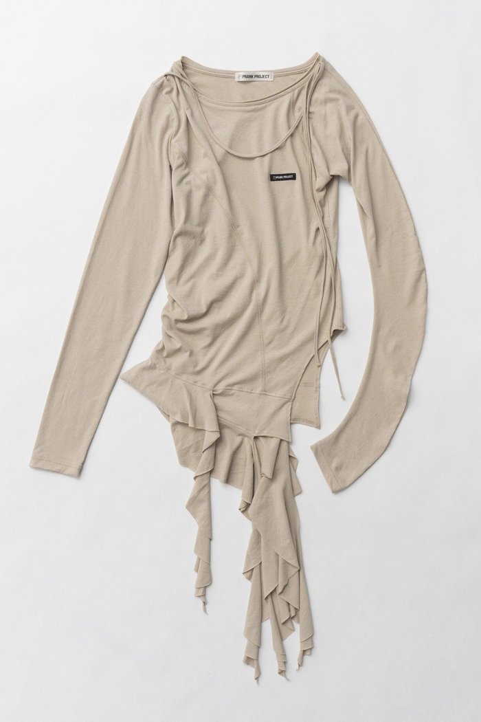 【プランク プロジェクト/PRANK PROJECT】のラッフルヘムアシメトップ / Ruffle Hem Asymmetric Top インテリア・キッズ・メンズ・レディースファッション・服の通販 founy(ファニー) https://founy.com/ ファッション Fashion レディースファッション WOMEN トップス・カットソー Tops/Tshirt シャツ/ブラウス Shirts/Blouses ロング / Tシャツ T-Shirts カットソー Cut and Sewn おすすめ Recommend アシンメトリー Asymmetry コンパクト Compact スリーブ Sleeve チュニック Tunic ツイル Twill デニム Denim パターン Pattern フロント Front ボトム Bottom ロング Long |ID: prp329100004335088 ipo3291000000030114000