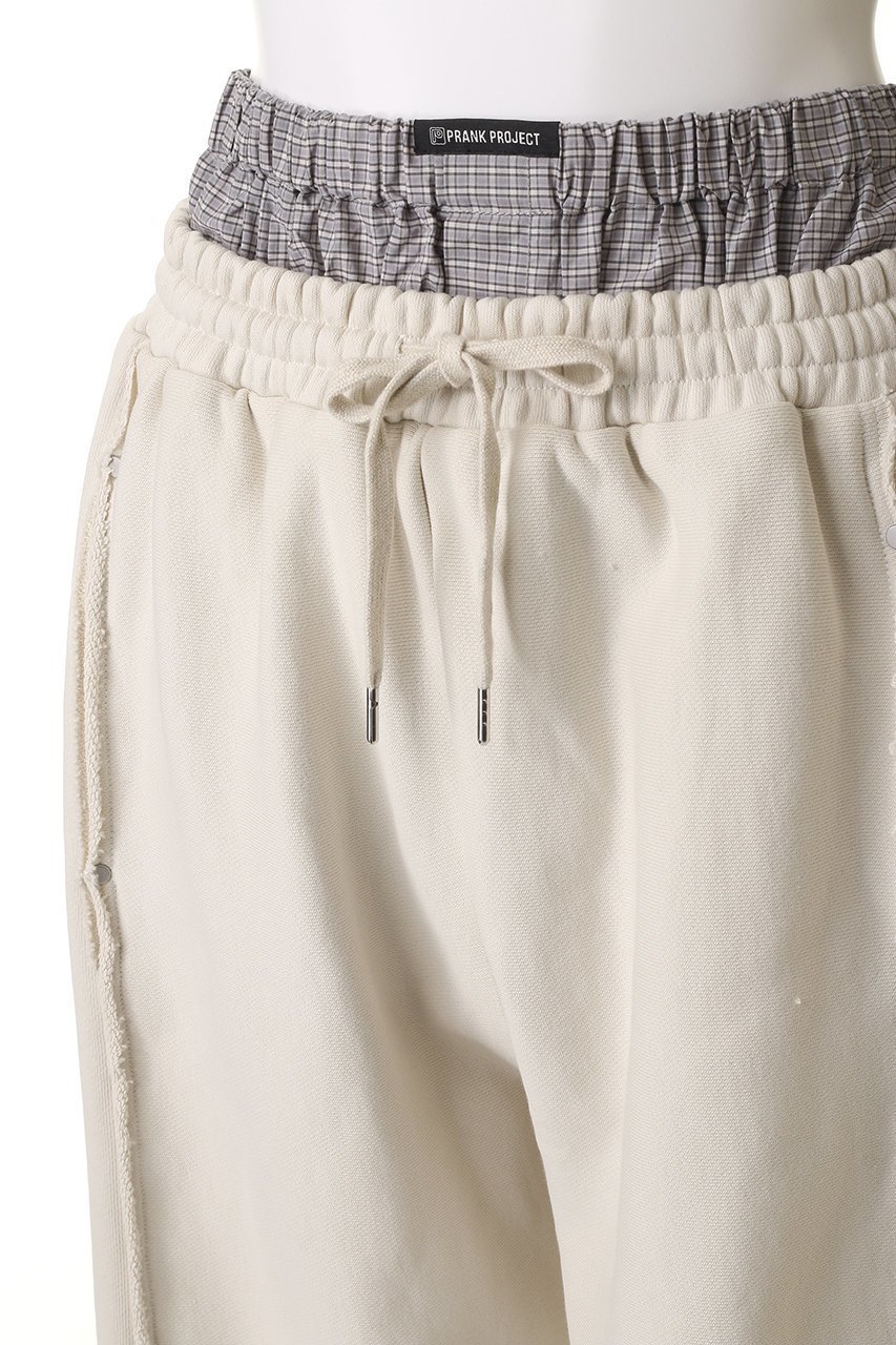 【プランク プロジェクト/PRANK PROJECT】のボクサーレイヤードスウェットパンツ / Boxer Layered Sweatpants 人気、トレンドファッション・服の通販 founy(ファニー) 　ファッション　Fashion　レディースファッション　Fashion for Women　パンツ　Pants & Trousers　おすすめ　Recommended / Our Picks　クロップド　Cropped, Short Length　チェック　Check, Plaid, Tartan　ドローストリング　Drawstring, Pull Cord　バランス　Balance, Style Balance　フロント　Front, Front Design　メンズ　Men's, Menswear　リラックス　Relax, Relaxed Fit　レーシー　Lacy, Lace-Like　ワイド　Wide, Wide Fit　other-5|ID: prp329100004335107 ipo3291000000032919377