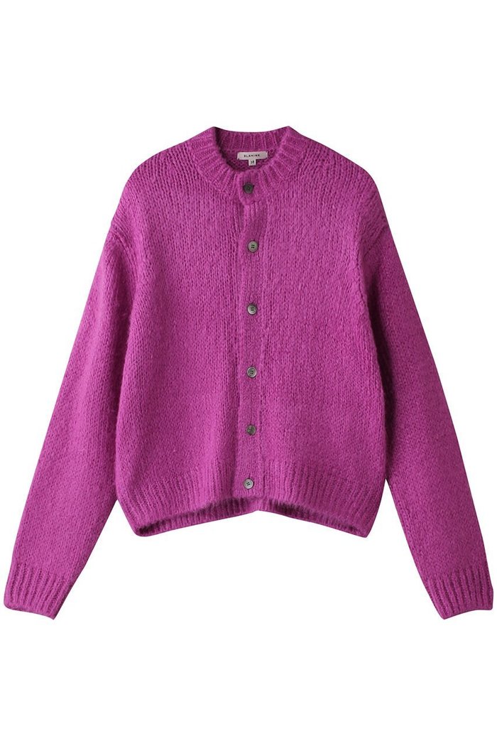 【ブラミンク/BLAMINK】のシルククルーネックカーディガン インテリア・キッズ・メンズ・レディースファッション・服の通販 founy(ファニー) https://founy.com/ ファッション Fashion レディースファッション Fashion for Women トップス・カットソー Cut & Sew Tops ニット Knit Tops & Sweaters カーディガン・羽織り Layered Style Cardigans カーディガン Cardigan, Knitwear クロップド Cropped, Short Length コンパクト Compact, Small Size シルク Silk, 100% Silk トレンド Trend, Trending Now エレガント 上品 Elegant 定番 Standard, Basic Item 無地 Plain, Solid Color |ID: prp329100004336137 ipo3291000000032945608