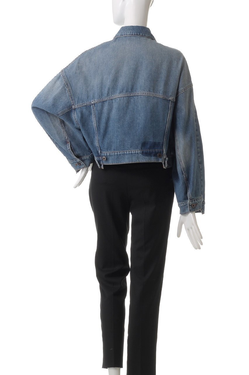 【マックスマーラ/Max Mara】の【Weekend Max Mara】FIUMANA デニムジャケット 人気、トレンドファッション・服の通販 founy(ファニー) 　ファッション　Fashion　レディースファッション　Fashion for Women　アウター　Coat / Outerwear Collection　レディースジャケット・軽アウター　Jackets　ブルゾンジャケット・スポーティアウター　Blouson Jackets　デニムジャケット / カジュアルアウター　Denim Jackets　ショート　Short, Short Length　ジャケット　Jacket, Outerwear　デニム　Denim, Jeans Material　フレア　Flare, Flared　ブルゾン　Blouson, Bomber Jacket　other-4|ID: prp329100004337351 ipo3291000000032923400