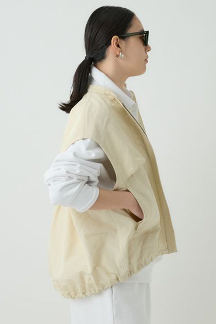 【カオス/Chaos】のカラマンドベスト 人気、トレンドファッション・服の通販 founy(ファニー) 　ファッション　Fashion　レディースファッション　Fashion for Women　アウター　Coat / Outerwear Collection　レディースジャケット・軽アウター　Jackets　グログラン　Grosgrain, Grosgrain Ribbon　シンプル　Simple, Minimal　ジャケット　Jacket, Outerwear　スタンド　Stand Collar, Upright Stand　タフタ　Taffeta, Structured Fabric　ドロップ　Drop Shoulder, Dropped Style　ドローコード　Drawcord, Drawstring Cord　ベスト　Vest, Waistcoat　ポケット　Pocket, Pocket Detail　軽量　Lightweight, Ultra Light　other-6|ID: prp329100004337354 ipo3291000000032967078