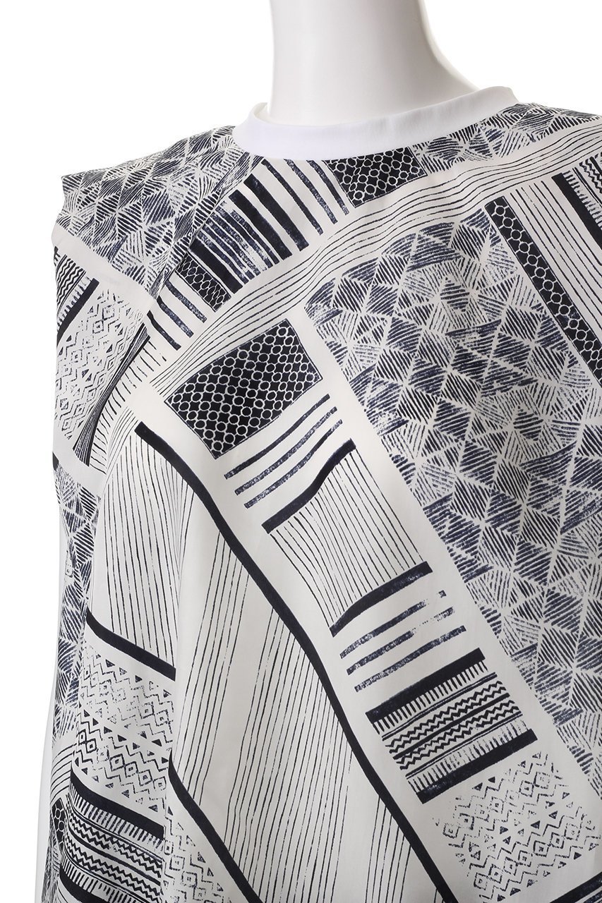 【ニアー ニッポン/near.nippon】のトライバル柄 スリーブレス フレアートップス 人気、トレンドファッション・服の通販 founy(ファニー) ファッション Fashion レディースファッション Fashion for Women トップス・カットソー Cut & Sew Tops キャミソール&ノースリーブ Camisoles & Sleeveless Tops シャツ・ブラウス・オフィスカジュアル Elegant Blouses & Button-Ups なめらか Smooth, Silky Texture スリーブ Sleeve, Long Sleeve / Short Sleeve チュニック Tunic, Long Top ツイル Twist, Twisted Detail ノースリーブ Sleeveless, No-Sleeve バランス Balance, Style Balance フレア Flare, Flared ボトム Bottoms, Lower Wear エレガント 上品 Elegant 定番 Standard, Basic Item other-5|ID: prp329100004337437 ipo3291000000034955764