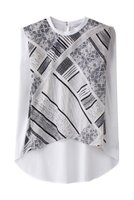 【ニアー ニッポン/near.nippon】のトライバル柄 スリーブレス フレアートップス 人気、トレンドファッション・服の通販 founy(ファニー) ファッション Fashion レディースファッション Fashion for Women トップス・カットソー Cut & Sew Tops キャミソール&ノースリーブ Camisoles & Sleeveless Tops シャツ・ブラウス・オフィスカジュアル Elegant Blouses & Button-Ups なめらか Smooth, Silky Texture スリーブ Sleeve, Long Sleeve / Short Sleeve チュニック Tunic, Long Top ツイル Twist, Twisted Detail ノースリーブ Sleeveless, No-Sleeve バランス Balance, Style Balance フレア Flare, Flared ボトム Bottoms, Lower Wear エレガント 上品 Elegant 定番 Standard, Basic Item |ID:prp329100004337437