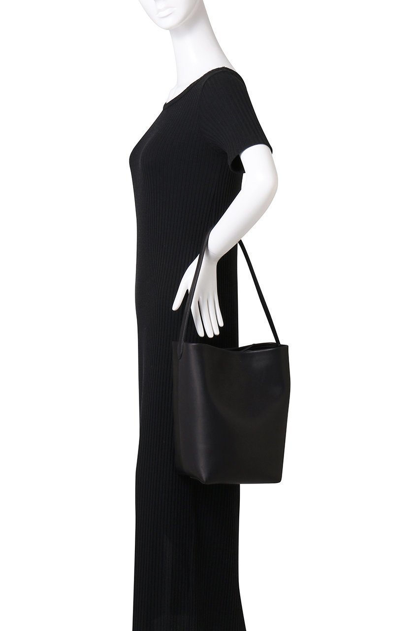 【ザ ロウ/THE ROW】のMEDIUM N/S PARK TOTE (SADDLE LEATHER) 人気、トレンドファッション・服の通販 founy(ファニー) 　ファッション　Fashion　レディースファッション　Fashion for Women　バッグ　Bags　トレンド　Trend, Trending Now　定番　Standard, Basic Item　other-2|ID: prp329100004337444 ipo3291000000032786249