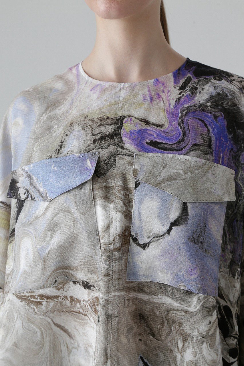 【アドーア/ADORE】のマーブルプリントブラウス 人気、トレンドファッション・服の通販 founy(ファニー) 　ファッション　Fashion　レディースファッション　Fashion for Women　トップス・カットソー　Cut & Sew Tops　シャツ・ブラウス・オフィスカジュアル　Elegant Blouses & Button-Ups　ショート　Short, Short Length　スリーブ　Sleeve, Long Sleeve / Short Sleeve　フロント　Front, Front Design　プリント　Print, Printed Pattern　ポケット　Pocket, Pocket Detail　マーブル　Marble, Marble Pattern　モチーフ　Motif, Design Theme　リラックス　Relax, Relaxed Fit　other-4|ID: prp329100004337481 ipo3291000000035787776