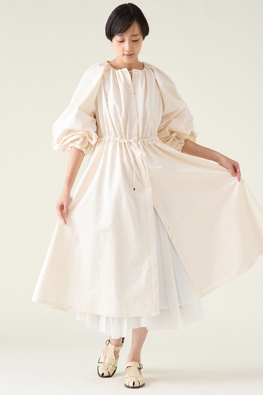 【マルティニーク/martinique】のタンブラータフタギャザーコート インテリア・キッズ・メンズ・レディースファッション・服の通販 founy(ファニー) 　ファッション　Fashion　レディースファッション　Fashion for Women　アウター　Coat / Outerwear Collection　コート・ロングコート・ピーコート　Long Coats, Peacoats & More　おすすめ　Recommended / Our Picks　アクセサリー　Fashion Accessories　ギャザー　Gathered, Ruffled　タフタ　Taffeta, Structured Fabric　タンブラー　Tumbler, Travel Mug　ドレス　Dress, One-Piece　フロント　Front, Front Design　ロング　Long, Long-Length　オフ|ID: prp329100004338530 ipo3291000000035041941