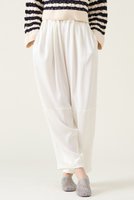 【マルティニーク/martinique】のバックサテンバレルパンツ 人気、トレンドファッション・服の通販 founy(ファニー) ファッション Fashion レディースファッション Fashion for Women パンツ Pants & Trousers バッグ Bags おすすめ Recommended / Our Picks サテン Satin, Glossy Fabric ストレッチ Stretch, Stretchy Fabric ドレープ Drape, Draping Fabric |ID:prp329100004338532