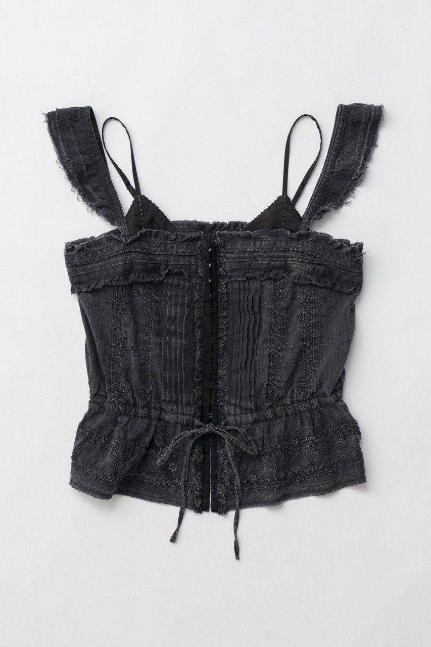 【プランク プロジェクト/PRANK PROJECT】のピグメントコットンレースビスチェ / Cotton Lace Pigment Bustier 人気、トレンドファッション・服の通販 founy(ファニー) 　ファッション　Fashion　レディースファッション　Fashion for Women　トップス・カットソー　Cut & Sew Tops　キャミソール&ノースリーブ　Camisoles & Sleeveless Tops　シャツ・ブラウス・オフィスカジュアル　Elegant Blouses & Button-Ups　ロングTシャツ・Tシャツ　Longline T-Shirts & Tees　カットソー・ベーシックTシャツ　Cut-and-Sewn Tops / Stretch Tees & Basics　ビスチェ　Bustiers & Corset Tops / Layered Bustier Style　カーゴパンツ　Cargo Pants, Utility Pants　キャミソール　Camisole, Spaghetti Strap Top　セットアップ　Set-Up, Coordinated Outfit　タンク　Tank Top, Sleeveless Top　デニム　Denim, Jeans Material　ビスチェ　Bustier, Corset Top　フロント　Front, Front Design　ボトム　Bottoms, Lower Wear　モダン　Modern, Contemporary　レース　Lace, Lace Fabric　今季　This Season, Current Season　 other-1|ID: prp329100004341879 ipo3291000000032866154