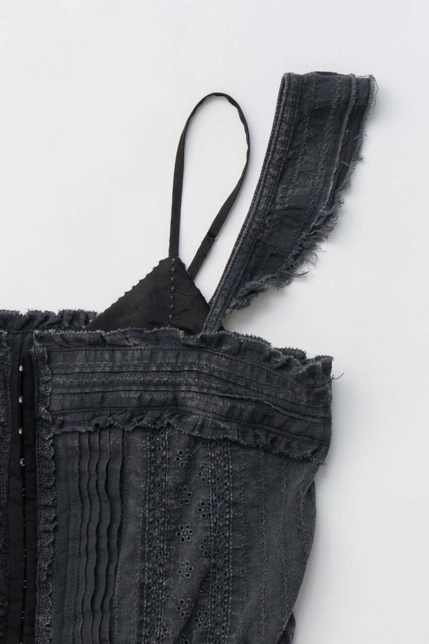 【プランク プロジェクト/PRANK PROJECT】のピグメントコットンレースビスチェ / Cotton Lace Pigment Bustier 人気、トレンドファッション・服の通販 founy(ファニー) 　ファッション　Fashion　レディースファッション　Fashion for Women　トップス・カットソー　Cut & Sew Tops　キャミソール&ノースリーブ　Camisoles & Sleeveless Tops　シャツ・ブラウス・オフィスカジュアル　Elegant Blouses & Button-Ups　ロングTシャツ・Tシャツ　Longline T-Shirts & Tees　カットソー・ベーシックTシャツ　Cut-and-Sewn Tops / Stretch Tees & Basics　ビスチェ　Bustiers & Corset Tops / Layered Bustier Style　カーゴパンツ　Cargo Pants, Utility Pants　キャミソール　Camisole, Spaghetti Strap Top　セットアップ　Set-Up, Coordinated Outfit　タンク　Tank Top, Sleeveless Top　デニム　Denim, Jeans Material　ビスチェ　Bustier, Corset Top　フロント　Front, Front Design　ボトム　Bottoms, Lower Wear　モダン　Modern, Contemporary　レース　Lace, Lace Fabric　今季　This Season, Current Season　other-3|ID: prp329100004341879 ipo3291000000034421165