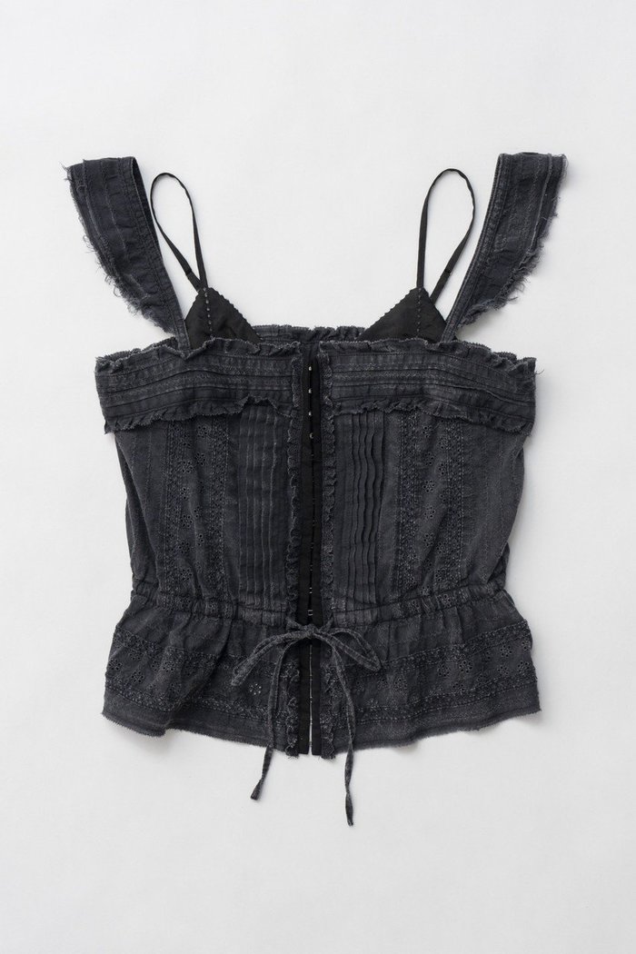【プランク プロジェクト/PRANK PROJECT】のピグメントコットンレースビスチェ / Cotton Lace Pigment Bustier インテリア・キッズ・メンズ・レディースファッション・服の通販 founy(ファニー) https://founy.com/ ファッション Fashion レディースファッション Fashion for Women トップス・カットソー Cut & Sew Tops キャミソール&ノースリーブ Camisoles & Sleeveless Tops シャツ・ブラウス・オフィスカジュアル Elegant Blouses & Button-Ups ロングTシャツ・Tシャツ Longline T-Shirts & Tees カットソー・ベーシックTシャツ Cut-and-Sewn Tops / Stretch Tees & Basics ビスチェ Bustiers & Corset Tops / Layered Bustier Style カーゴパンツ Cargo Pants, Utility Pants キャミソール Camisole, Spaghetti Strap Top セットアップ Set-Up, Coordinated Outfit タンク Tank Top, Sleeveless Top デニム Denim, Jeans Material ビスチェ Bustier, Corset Top フロント Front, Front Design ボトム Bottoms, Lower Wear モダン Modern, Contemporary レース Lace, Lace Fabric 今季 This Season, Current Season |ID: prp329100004341879 ipo3291000000035501457