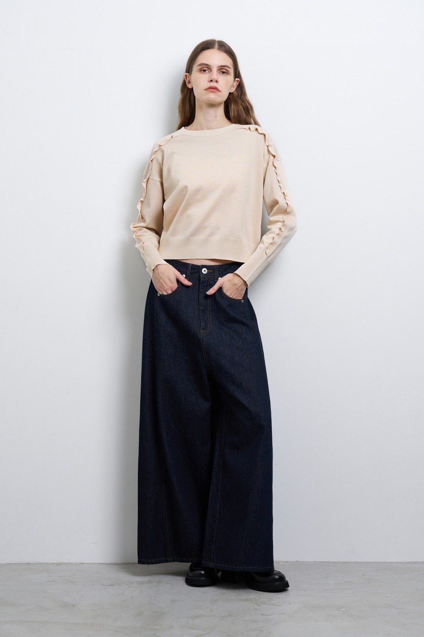 【ランバン オン ブルー/LANVIN en Bleu】のフリルトリムニット 人気、トレンドファッション・服の通販 founy(ファニー) 　ファッション　Fashion　レディースファッション　Fashion for Women　トップス・カットソー　Cut & Sew Tops　ニット　Knit Tops & Sweaters　カジュアルプルオーバー・ニットトップス　Pullovers & Knit Tops / Casual Pullovers　コンパクト　Compact, Small Size　ショート　Short, Short Length　シンプル　Simple, Minimal　トレンド　Trend, Trending Now　フリル　Frill, Ruffle　ボトム　Bottoms, Lower Wear　other-6|ID: prp329100004341915 ipo3291000000032956873