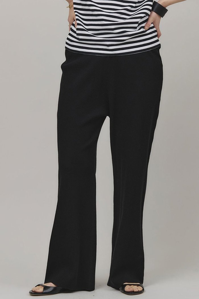 【カレンソロジー/Curensology】のコットンリブニットパンツ インテリア・キッズ・メンズ・レディースファッション・服の通販 founy(ファニー) https://founy.com/ ファッション Fashion レディースファッション Fashion for Women パンツ Pants & Trousers ストレート Straight, Straight Cut |ID: prp329100004342943 ipo3291000000036226860