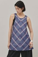 【カレンソロジー/Curensology】の〈C.S.G〉チェックフレアーブラウス 人気、トレンドファッション・服の通販 founy(ファニー) ファッション Fashion レディースファッション Ladies' Fashion Online トップス・カットソー Tops/Tshirt キャミソール / ノースリーブ No Sleeves シャツ/ブラウス Shirts/Blouses イタリア Italy キルティング Quilting チェック Check デニム Denim ノースリーブ No Sleeve 再入荷 Restock/Back In Stock/Re Arrival |ID:prp329100004342946