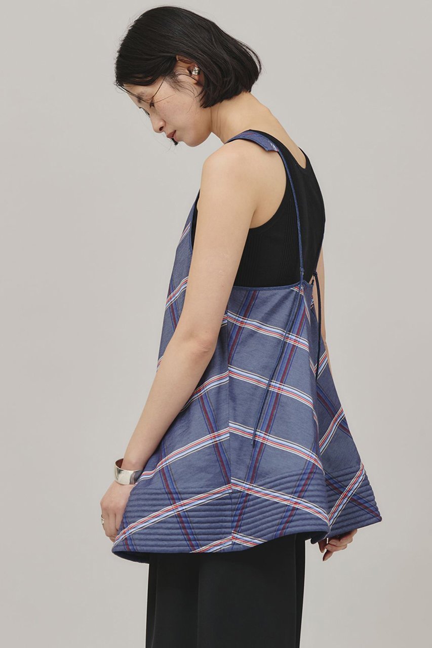 【カレンソロジー/Curensology】の〈C.S.G〉チェックフレアーブラウス 人気、トレンドファッション・服の通販 founy(ファニー) 　ファッション　Fashion　レディースファッション　Ladies' Fashion Online　トップス・カットソー　Tops/Tshirt　キャミソール / ノースリーブ　No Sleeves　シャツ/ブラウス　Shirts/Blouses　イタリア　Italy　キルティング　Quilting　チェック　Check　デニム　Denim　ノースリーブ　No Sleeve　再入荷　Restock/Back In Stock/Re Arrival　other-3|ID: prp329100004342946 ipo3291000000032613795