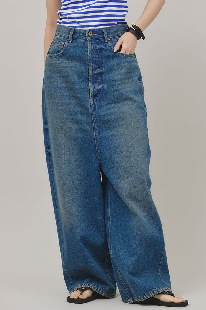 【カレンソロジー/Curensology】の〈&RC〉スーパーワイドルーズデニム インテリア・キッズ・メンズ・レディースファッション・服の通販 founy(ファニー) https://founy.com/ ファッション Fashion レディースファッション WOMEN パンツ Pants デニムパンツ Denim Pants クラシック Classic デニム Denim フロント Front ポケット Pocket ワイド Wide エレガント 上品 Elegant 人気 Popularity |ID: prp329100004342947 ipo3291000000030305164