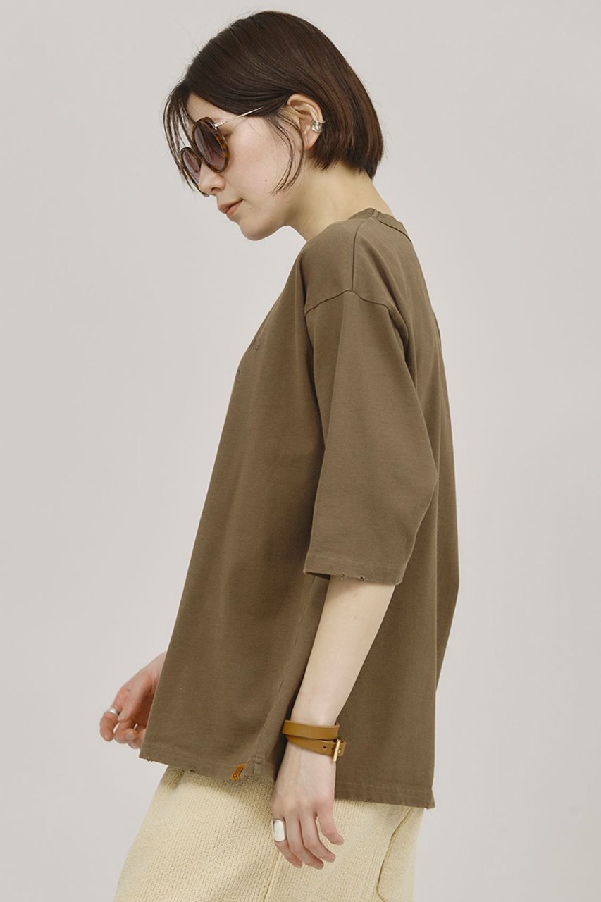 【カレンソロジー/Curensology】の【UNIVERSAL OVERALL】別注ショートスリーブTシャツ 人気、トレンドファッション・服の通販 founy(ファニー) 　ファッション　Fashion　レディースファッション　Fashion for Women　トップス・カットソー　Cut & Sew Tops　シャツ・ブラウス・オフィスカジュアル　Elegant Blouses & Button-Ups　ロングTシャツ・Tシャツ　Longline T-Shirts & Tees　カットソー・ベーシックTシャツ　Cut-and-Sewn Tops / Stretch Tees & Basics　クラッシュ　Distressed, Crashed Style　ショート　Short, Short Length　スペシャル　Special, Limited Edition　スリーブ　Sleeve, Long Sleeve / Short Sleeve　バランス　Balance, Style Balance　別注　Limited Edition, Custom Order　other-4|ID: prp329100004342948 ipo3291000000032883252