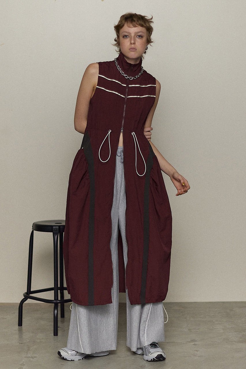 【メゾンスペシャル/MAISON SPECIAL】のSleeveless Track Jersey Flare Silhouette Dress/ノースリーブトラックジャージフレアワンピース 人気、トレンドファッション・服の通販 founy(ファニー) 　ファッション　Fashion　レディースファッション　Fashion for Women　ワンピース　Dresses　フォーマル・パーティードレス・結婚式用ドレス　Elegant & Casual Dresses　チュニック　Tunic Tops & Dresses　インナー　Innerwear　グラス　Glass, Eyewear　シンプル　Simple, Minimal　スポーティ　Sporty, Casual Athletic　タフタ　Taffeta, Structured Fabric　チュニック　Tunic, Long Top　ドローストリング　Drawstring, Pull Cord　長袖　Long Sleeve, Full Sleeve　リラックス　Relax, Relaxed Fit　ロング　Long, Long-Length　夏　Summer　other-7|ID: prp329100004343809 ipo3291000000032879240