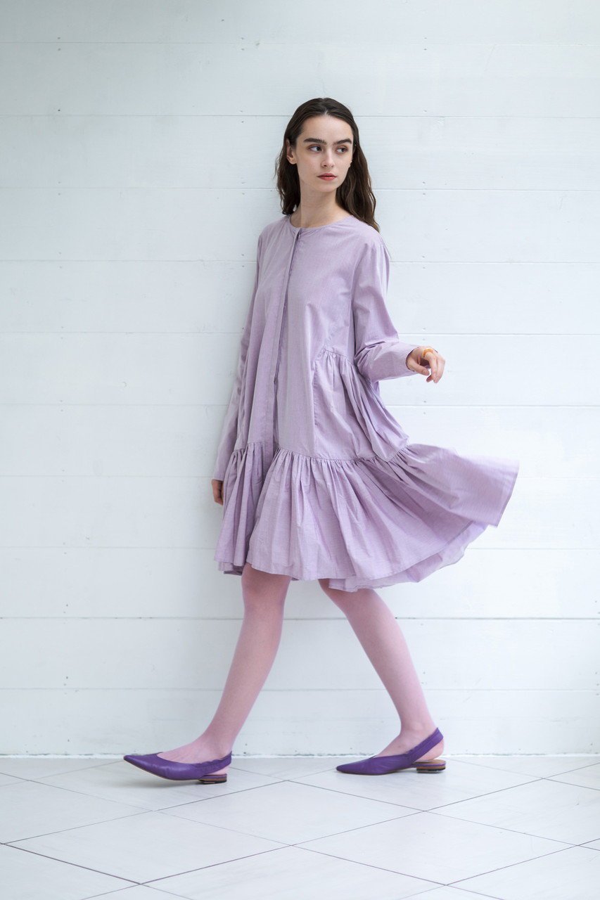 【マーレット/MERLETTE】の【日本別注】MARTEL CHAMBRAY ピンタックボタンフロントティアードドレス 人気、トレンドファッション・服の通販 founy(ファニー) 　ファッション　Fashion　レディースファッション　WOMEN　ワンピース　Dress　ドレス　Party Dresses　チュニック　Tunic　エレガント 上品　Elegant　サンダル　Sandals　スニーカー　Sneakers　チュニック　Tunic　ドレス　Dress　別注　Special Order　other-6|ID: prp329100004343832 ipo3291000000031354074