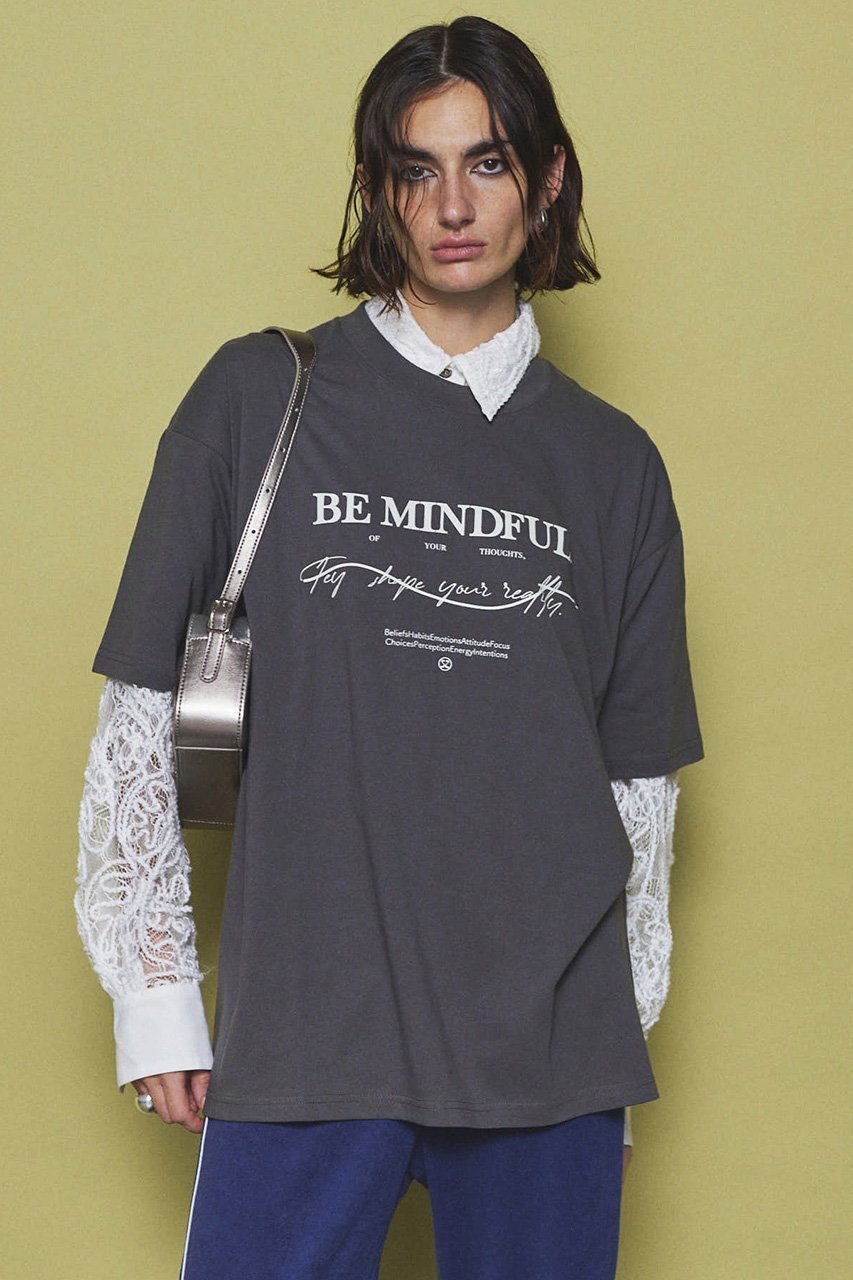【メゾンスペシャル/MAISON SPECIAL】のBE MINDFUL Logo T-shirt/BE MINDFULロゴTシャツ インテリア・キッズ・メンズ・レディースファッション・服の通販 founy(ファニー) 　ファッション　Fashion　レディースファッション　Fashion for Women　トップス・カットソー　Cut & Sew Tops　シャツ・ブラウス・オフィスカジュアル　Elegant Blouses & Button-Ups　ロングTシャツ・Tシャツ　Longline T-Shirts & Tees　カットソー・ベーシックTシャツ　Cut-and-Sewn Tops / Stretch Tees & Basics　ショート　Short, Short Length　スリーブ　Sleeve, Long Sleeve / Short Sleeve　ティアードスカート　Tiered Skirt, Flounced Skirt　定番　Standard, Basic Item　人気　Popular, Best Seller　レース　Lace, Lace Fabric　おすすめ　Recommended / Our Picks　C.GRY(チャコールグレー)|ID: prp329100004343841 ipo3291000000032850712