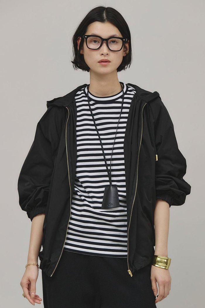 【カレンソロジー/Curensology】のソフトメモリーブルゾン インテリア・キッズ・メンズ・レディースファッション・服の通販 founy(ファニー) https://founy.com/ ファッション Fashion レディースファッション Fashion for Women アウター Coat / Outerwear Collection レディースジャケット・軽アウター Jackets ブルゾンジャケット・スポーティアウター Blouson Jackets イタリア Italy ギャザー Gathered, Ruffled ジャケット Jacket, Outerwear タフタ Taffeta, Structured Fabric ドローコード Drawcord, Drawstring Cord ブルゾン Blouson, Bomber Jacket |ID: prp329100004343863 ipo3291000000032956403