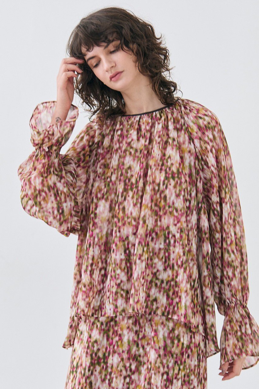 【ベイジ,/BEIGE,】のBORONIA(ボロニア)/フラワーシフォンブラウス 人気、トレンドファッション・服の通販 founy(ファニー) 　ファッション　Fashion　レディースファッション　Fashion for Women　トップス・カットソー　Cut & Sew Tops　シャツ・ブラウス・オフィスカジュアル　Elegant Blouses & Button-Ups　ギャザー　Gathered, Ruffled　シフォン　Chiffon, Lightweight Fabric　スプリング　Spring, Spring Collection　スリーブ　Sleeve, Long Sleeve / Short Sleeve　フェミニン　Feminine, Girly　フラワー　Flower, Floral　プリント　Print, Printed Pattern　ロング　Long, Long-Length　春　Spring　other-7|ID: prp329100004343882 ipo3291000000032877374