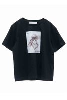 【トランテアン ソン ドゥ モード/31 Sons de mode】のフラワーフォトTシャツ 人気、トレンドファッション・服の通販 founy(ファニー) ファッション Fashion レディースファッション WOMEN トップス・カットソー Tops/Tshirt シャツ/ブラウス Shirts/Blouses ロング / Tシャツ T-Shirts カットソー Cut and Sewn 2025年 2025 2025春夏・S/S Ss,Spring/Summer,2025 グラフィック Graphic ショート Short スリーブ Sleeve フラワー Flower プリント Print ボトム Bottom 今季 This Season 夏 Summer 春 Spring S/S・春夏 Ss・Spring/Summer |ID:prp329100004345106