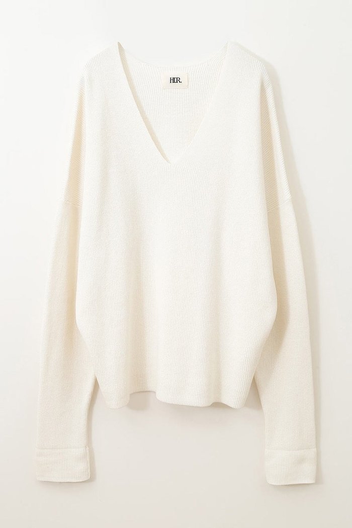 【ハー/HER.】のVネック片畦プルオーバー インテリア・キッズ・メンズ・レディースファッション・服の通販 founy(ファニー) https://founy.com/ ファッション Fashion レディースファッション Fashion for Women トップス・カットソー Cut & Sew Tops ニット Knit Tops & Sweaters カジュアルプルオーバー・ニットトップス Pullovers & Knit Tops / Casual Pullovers Vネックトップス V-Neck Tops / V-Cut Neckline Shirts ミドル Middle Length, Mid Height 再入荷 Restock / Back in Stock 春 Spring 畦 Ribbed Knit |ID: prp329100004347175 ipo3291000000032947597