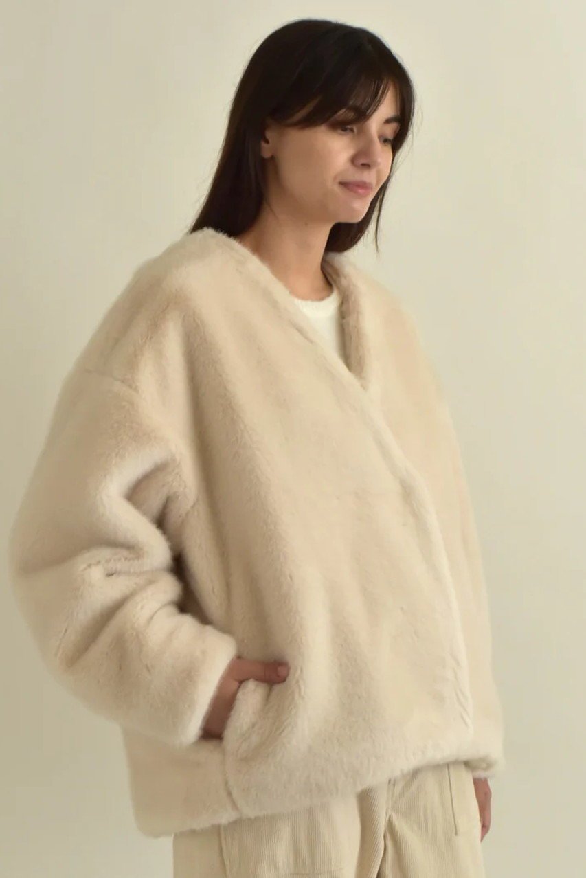 【レリル/lelill】のCOZYファーJK 人気、トレンドファッション・服の通販 founy(ファニー) 　ファッション　Fashion　レディースファッション　Fashion for Women　アウター　Coat / Outerwear Collection　コート・ロングコート・ピーコート　Long Coats, Peacoats & More　ショート　Short, Short Length　フェイクファー　Faux Fur, Imitation Fur　ブルゾン　Blouson, Bomber Jacket　other-5|ID: prp329100004347176 ipo3291000000036784541