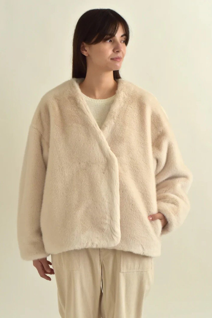 【レリル/lelill】のCOZYファーJK 人気、トレンドファッション・服の通販 founy(ファニー) 　ファッション　Fashion　レディースファッション　Fashion for Women　アウター　Coat / Outerwear Collection　コート・ロングコート・ピーコート　Long Coats, Peacoats & More　ショート　Short, Short Length　フェイクファー　Faux Fur, Imitation Fur　ブルゾン　Blouson, Bomber Jacket　other-6|ID: prp329100004347176 ipo3291000000036784542