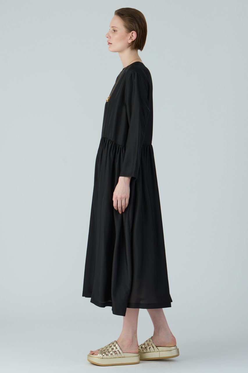 【ハウス オブ ロータス/HOUSE OF LOTUS】のシルクハブタエアシンメトリーワンピース 人気、トレンドファッション・服の通販 founy(ファニー) 　ファッション　Fashion　レディースファッション　Fashion for Women　ワンピース　Dresses　チュニック　Tunic Tops & Dresses　なめらか　Smooth, Silky Texture　アシンメトリー　Asymmetrical Style　エレガント 上品　Elegant　ギャザー　Gathered, Ruffled　シルク　Silk, 100% Silk　チュニック　Tunic, Long Top　フレア　Flare, Flared　ロング　Long, Long-Length　other-6|ID: prp329100004347993 ipo3291000000034952485