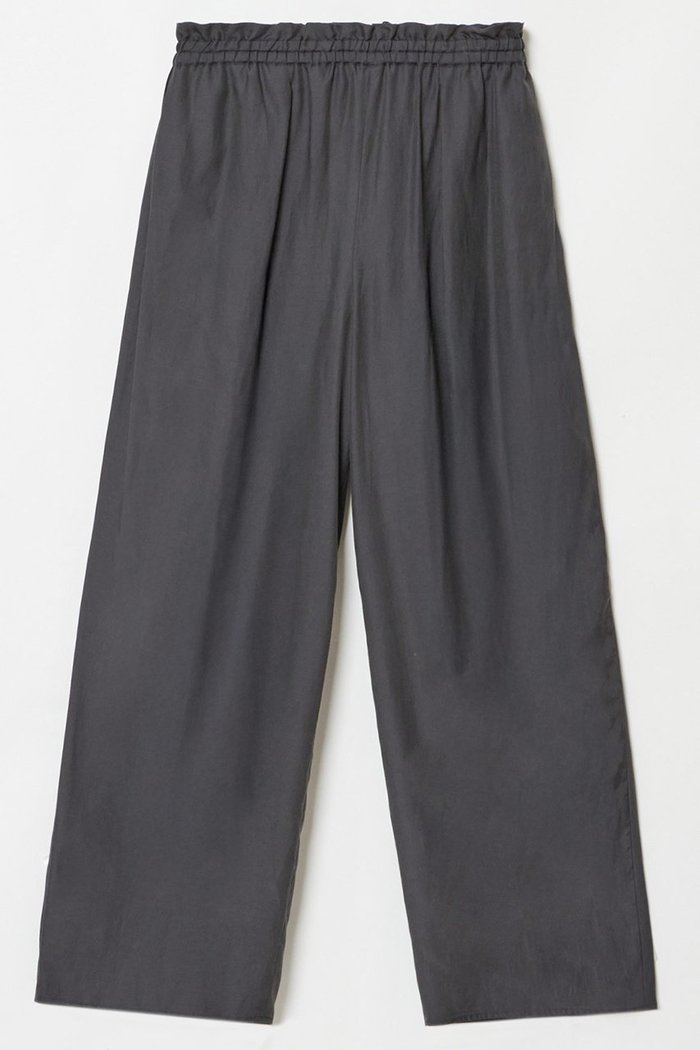 【ハウス オブ ロータス/HOUSE OF LOTUS】のダスティーツイルタックパンツ インテリア・キッズ・メンズ・レディースファッション・服の通販 founy(ファニー) https://founy.com/ ファッション Fashion レディースファッション Fashion for Women パンツ Pants & Trousers コンパクト Compact, Small Size フロント Front, Front Design ボックス Boxy, Box Shape リラックス Relax, Relaxed Fit ヴィンテージ Vintage Style エレガント 上品 Elegant |ID: prp329100004348005 ipo3291000000034957544