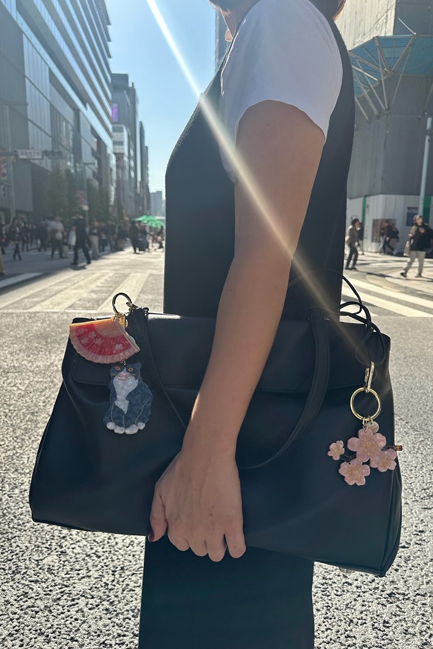 【ソーラーエクリプス/Solar Eclipse】のTuxedo Cat バッグチャーム 人気、トレンドファッション・服の通販 founy(ファニー) 　ファッション　Fashion　レディースファッション　Fashion for Women　おすすめ　Recommended / Our Picks　チャーム　Charm, Pendant　ラップ　Wrap, Wrap Design　リュクス　Luxury, Elegant, High-End, Chic　other-2|ID: prp329100004348030 ipo3291000000032801916