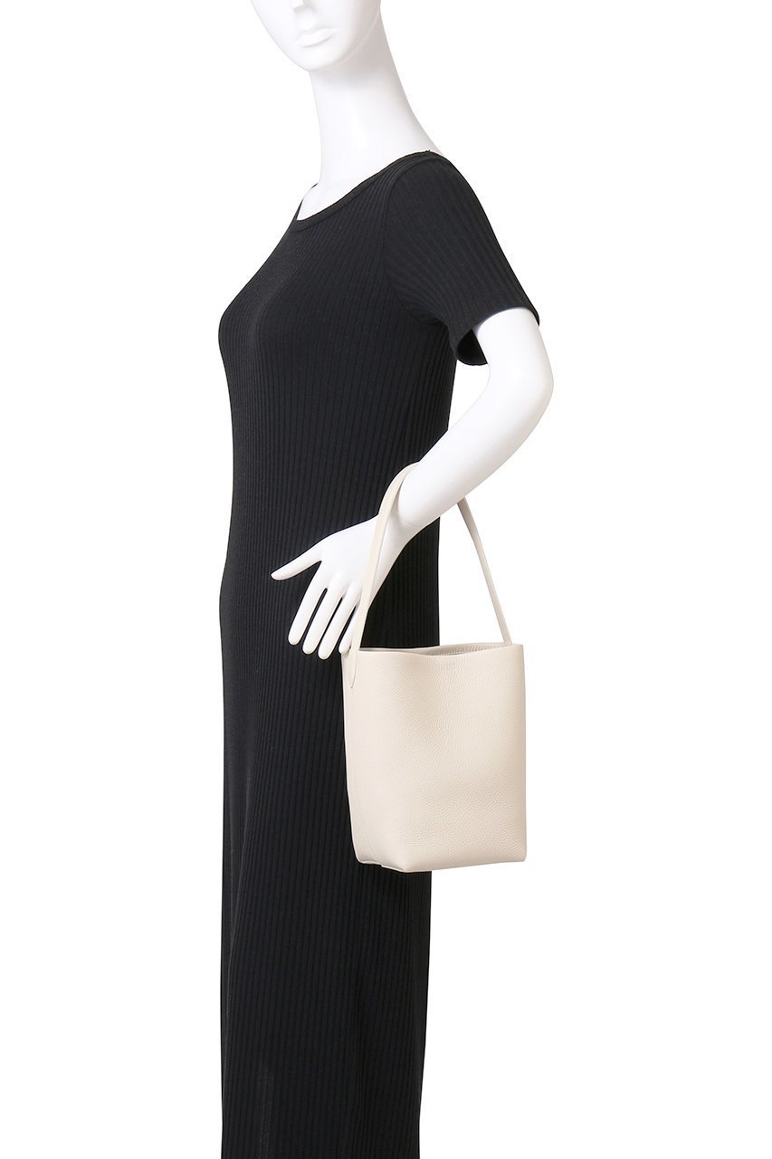 【ザ ロウ/THE ROW】のSMALL N/S PARK TOTE 人気、トレンドファッション・服の通販 founy(ファニー) 　ファッション　Fashion　レディースファッション　WOMEN　バッグ　Bag　オケージョン　Occasion　コンパクト　Compact　シンプル　Simple　エレガント 上品　Elegant　other-2|ID: prp329100004350310 ipo3291000000031350610
