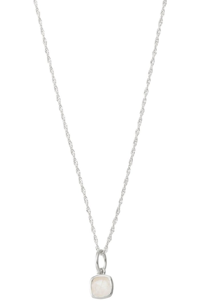 【デイジー ロンドン/DAISY LONDON】のJUNE-MOONSTONE SLV ネックレス インテリア・キッズ・メンズ・レディースファッション・服の通販 founy(ファニー) https://founy.com/ ファッション Fashion レディースファッション WOMEN ジュエリー Jewelry ネックレス Necklaces ストーン Stone チェーン Chain ツイスト Twist ネックレス Necklace ボックス Box 旅行 Travel |ID: prp329100004352072 ipo3291000000030393604