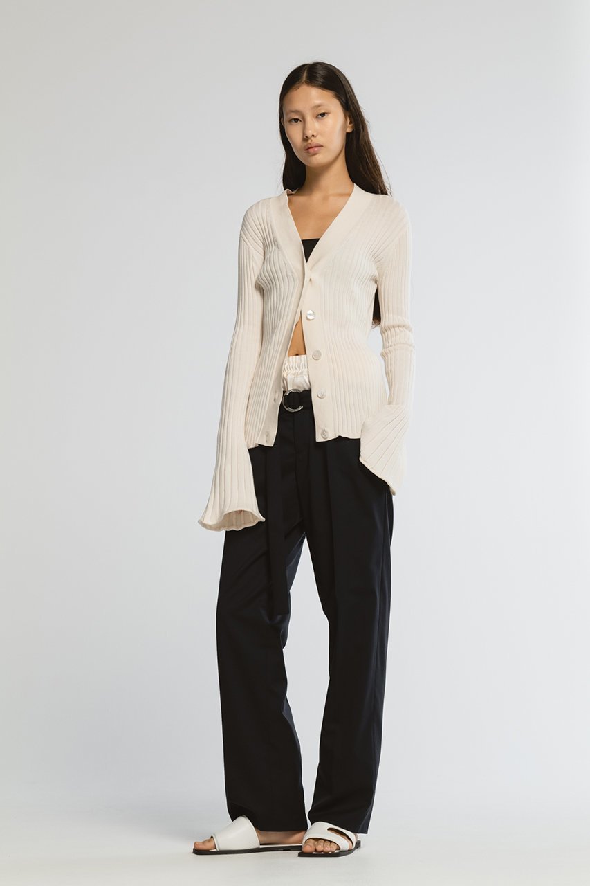 【チノ/CINOH】のタイトニットベルスリーブカーディガン 人気、トレンドファッション・服の通販 founy(ファニー) 　ファッション　Fashion　レディースファッション　Fashion for Women　トップス・カットソー　Cut & Sew Tops　ニット　Knit Tops & Sweaters　カーディガン・羽織り　Layered Style Cardigans　なめらか　Smooth, Silky Texture　インド　Indian Textile　カーディガン　Cardigan, Knitwear　シルク　Silk, 100% Silk　スリーブ　Sleeve, Long Sleeve / Short Sleeve　フィット　Fit, Slim Fit　ラグジュアリー　Luxury, Elegant　other-6|ID: prp329100004352212 ipo3291000000032954157