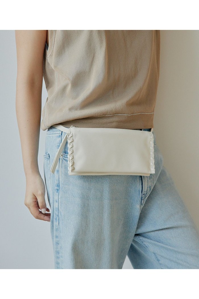 【ウィムガゼット/Whim Gazette】の【Hoaw.】ウォレット2WAY BAG インテリア・キッズ・メンズ・レディースファッション・服の通販 founy(ファニー) https://founy.com/ ファッション Fashion レディースファッション Fashion for Women バッグ Bags アクセサリー Fashion Accessories ウォレット Wallet シューズ Shoes, Footwear ショルダー Shoulder, Shoulder Strap シルバー Silver, Metallic Silver シンプル Simple, Minimal チェーン Chain, Chain Strap トリミング Trimming, Decorative Edge なめらか Smooth, Silky Texture ハンド Hand, Handmade フラット Flat, Flat Shoes ベーシック Basic, Essential おすすめ Recommended / Our Picks エレガント 上品 Elegant |ID: prp329100004352234 ipo3291000000032783568