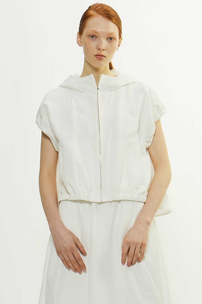 【プレインピープル/PLAIN PEOPLE】のドットエンボスジャガードバックフレアフーディーベスト 人気、トレンドファッション・服の通販 founy(ファニー) 　ファッション　Fashion　レディースファッション　Fashion for Women　アウター　Coat / Outerwear Collection　トップス・カットソー　Cut & Sew Tops　シャツ・ブラウス・オフィスカジュアル　Elegant Blouses & Button-Ups　レディースパーカー・カジュアルフーディー　Casual Hoodies & Sweatshirts　ロングTシャツ・Tシャツ　Longline T-Shirts & Tees　ベスト&ジレ / 重ね着スタイル　Vests & Gilets　スウェット・クルーネックトップス　Sweatshirts & Crewnecks / Relaxed Fit Sweat Tops　カットソー・ベーシックTシャツ　Cut-and-Sewn Tops / Stretch Tees & Basics　ギャザー　Gathered, Ruffled　コンパクト　Compact, Small Size　スタンド　Stand Collar, Upright Stand　ドット　Polka Dot, Dot Pattern　バランス　Balance, Style Balance　フレア　Flare, Flared　 other-1|ID: prp329100004353736 ipo3291000000032706716
