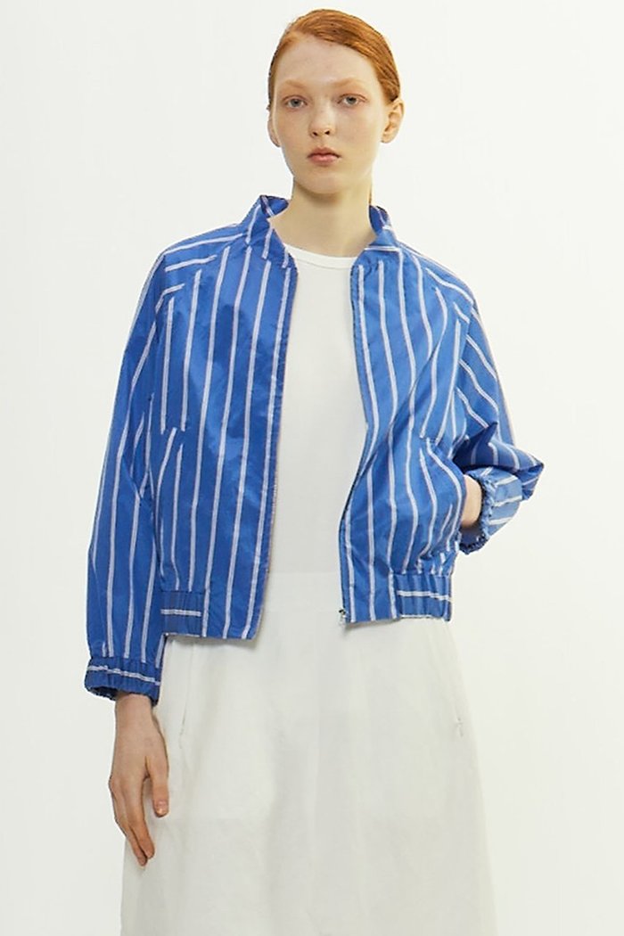 【プレインピープル/PLAIN PEOPLE】のタフタワッシャータフタストライプブルゾン インテリア・キッズ・メンズ・レディースファッション・服の通販 founy(ファニー) https://founy.com/ ファッション Fashion レディースファッション Fashion for Women アウター Coat / Outerwear Collection レディースジャケット・軽アウター Jackets ブルゾンジャケット・スポーティアウター Blouson Jackets イタリア Italy ウォッシュ Washed Finish シルク Silk, 100% Silk ジャケット Jacket, Outerwear ストライプ Stripe, Striped Pattern タフタ Taffeta, Structured Fabric ブルゾン Blouson, Bomber Jacket エレガント 上品 Elegant |ID: prp329100004353741 ipo3291000000032706749