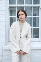 thumbnail other-6