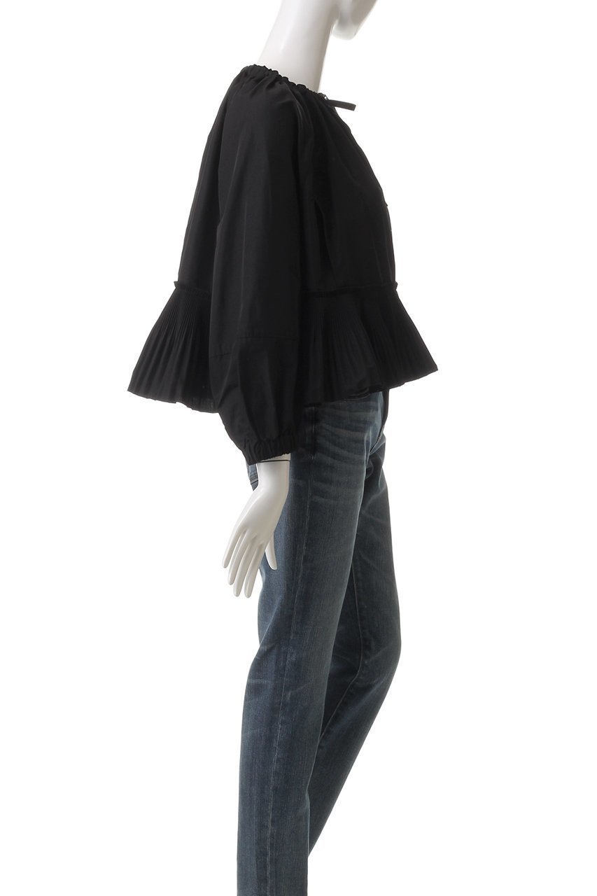 【マリリンムーン/MARILYN MOON】のモダンタフタプリーツブルゾン 人気、トレンドファッション・服の通販 founy(ファニー) 　ファッション　Fashion　レディースファッション　Fashion for Women　アウター　Coat / Outerwear Collection　レディースジャケット・軽アウター　Jackets　ブルゾンジャケット・スポーティアウター　Blouson Jackets　ギャザー　Gathered, Ruffled　コンパクト　Compact, Small Size　ジャケット　Jacket, Outerwear　タフタ　Taffeta, Structured Fabric　ブルゾン　Blouson, Bomber Jacket　other-3|ID: prp329100004356148 ipo3291000000034956596