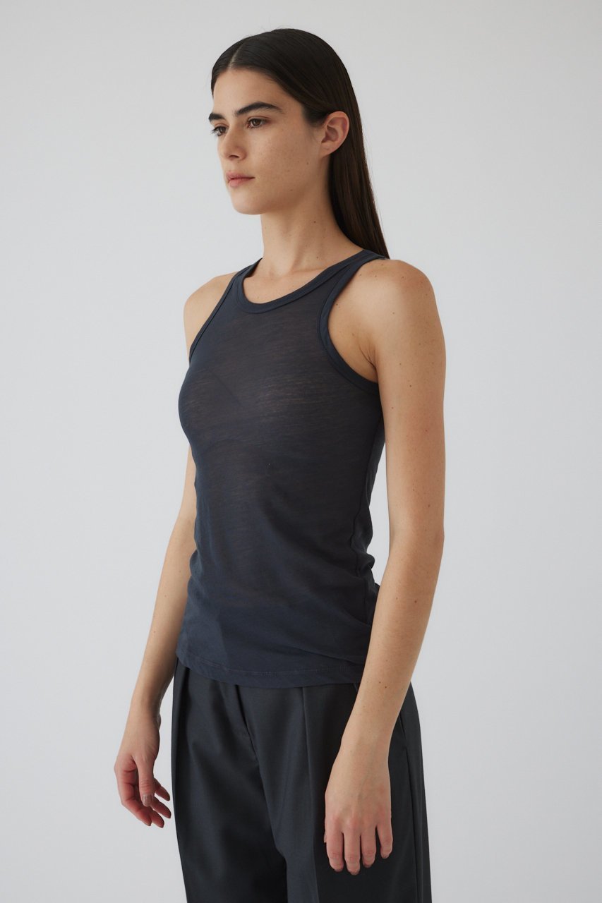 【リムアーク/RIM.ARK】のGauze tank/ガーゼタンク 人気、トレンドファッション・服の通販 founy(ファニー) 　ファッション　Fashion　レディースファッション　Ladies' Fashion Online　トップス・カットソー　Tops/Tshirt　キャミソール / ノースリーブ　No Sleeves　シャツ/ブラウス　Shirts/Blouses　ロング / Tシャツ　T-Shirts　カットソー　Cut and Sewn　キャミソール　Camisole　シアー　Sheer　タンク　Tank　再入荷　Restock/Back In Stock/Re Arrival　other-5|ID: prp329100004357078 ipo3291000000032376621