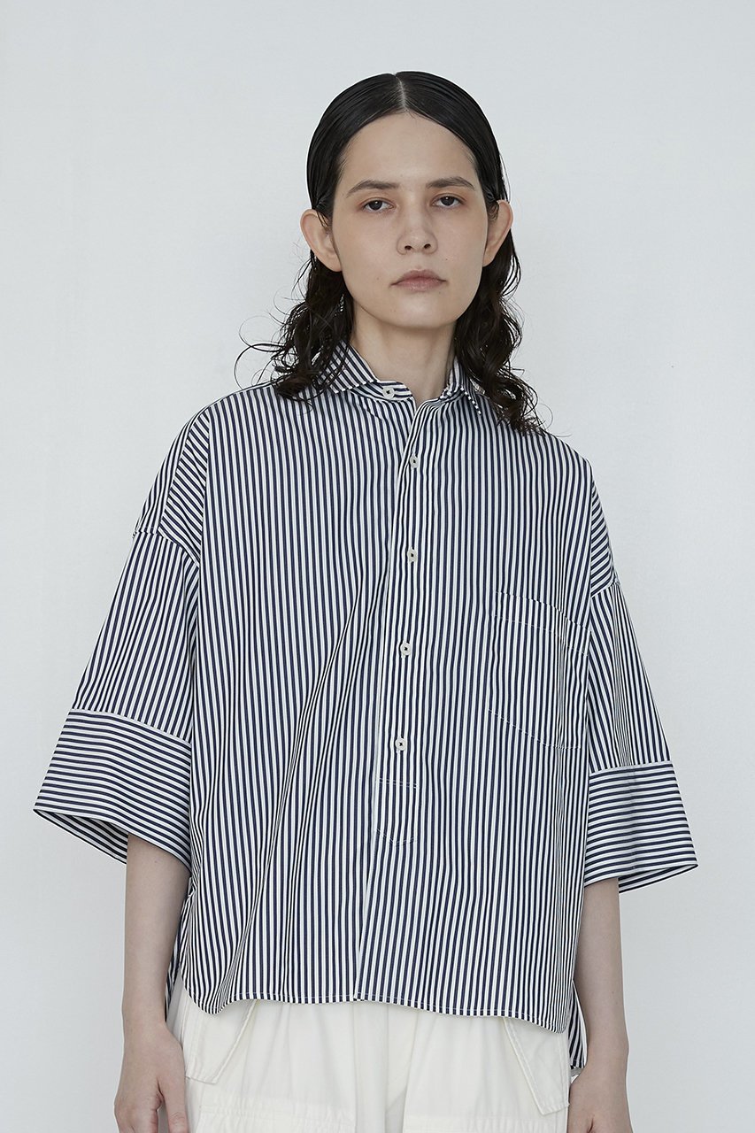 【ティッカ/TICCA】のスクエア半袖ダブルカフスシャツ 人気、トレンドファッション・服の通販 founy(ファニー) 　ファッション　Fashion　レディースファッション　WOMEN　トップス・カットソー　Tops/Tshirt　シャツ/ブラウス　Shirts/Blouses　コンパクト　Compact　ショート　Short　スクエア　Square　スリーブ　Sleeve　ドレス　Dress　ボトム　Bottom　リラックス　Relax　エレガント 上品　Elegant　人気　Popularity　今季　This Season　半袖　Short Sleeve　定番　Standard　other-7|ID: prp329100004358326 ipo3291000000031343057