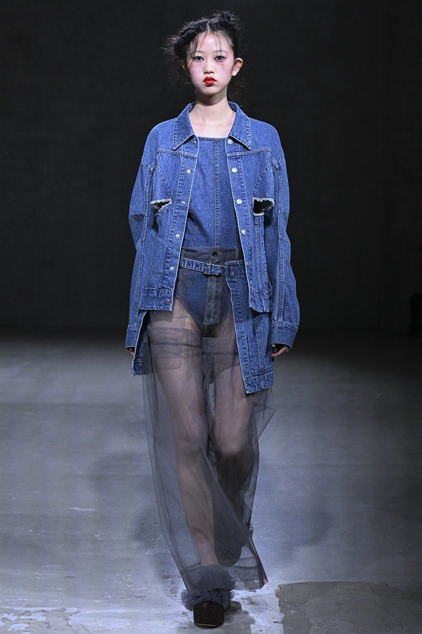 【チカ キサダ/CHIKA KISADA】のコットン デニムジャケット 人気、トレンドファッション・服の通販 founy(ファニー) 　ファッション　Fashion　レディースファッション　Fashion for Women　アウター　Coat / Outerwear Collection　レディースジャケット・軽アウター　Jackets　ブルゾンジャケット・スポーティアウター　Blouson Jackets　デニムジャケット / カジュアルアウター　Denim Jackets　クラシック　Classic, Timeless Style　ジャケット　Jacket, Outerwear　スタイリッシュ　Stylish, Fashionable　デニム　Denim, Jeans Material　フィット　Fit, Slim Fit　ブルゾン　Blouson, Bomber Jacket　ヴィンテージ　Vintage Style　other-8|ID: prp329100004358342 ipo3291000000034956619