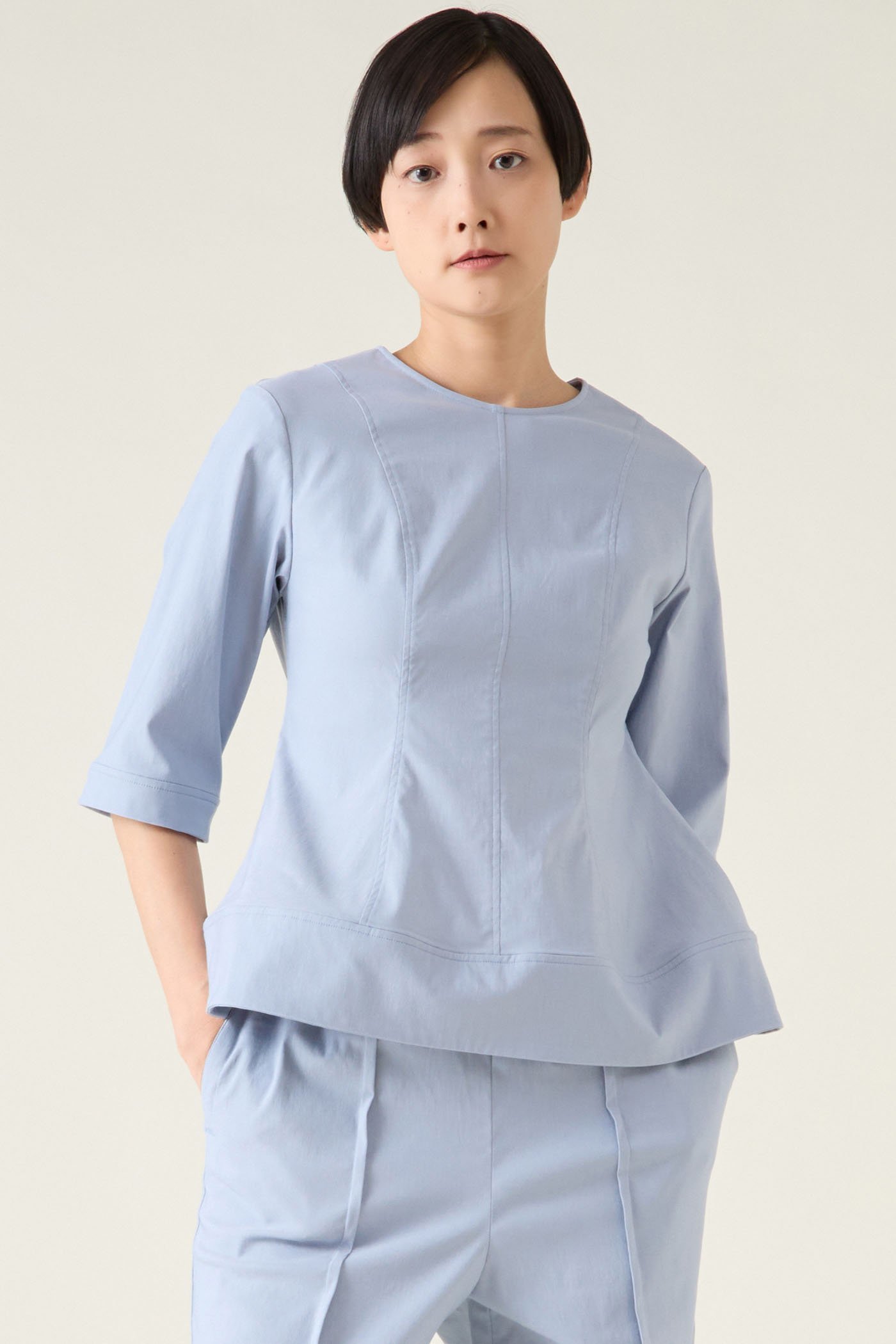 【マルティニーク/martinique】のハイストレッチブラウス(セットアップ可) インテリア・キッズ・メンズ・レディースファッション・服の通販 founy(ファニー) 　ファッション　Fashion　レディースファッション　Fashion for Women　トップス・カットソー　Cut & Sew Tops　シャツ・ブラウス・オフィスカジュアル　Elegant Blouses & Button-Ups　おすすめ　Recommended / Our Picks　ショート　Short, Short Length　ストレッチ　Stretch, Stretchy Fabric　スリーブ　Sleeve, Long Sleeve / Short Sleeve　セットアップ　Set-Up, Coordinated Outfit　バランス　Balance, Style Balance　フィット　Fit, Slim Fit　フェミニン　Feminine, Girly　フレア　Flare, Flared　半袖　Short Sleeve, Half Sleeve　ライトブルー|ID: prp329100004358357 ipo3291000000035041626