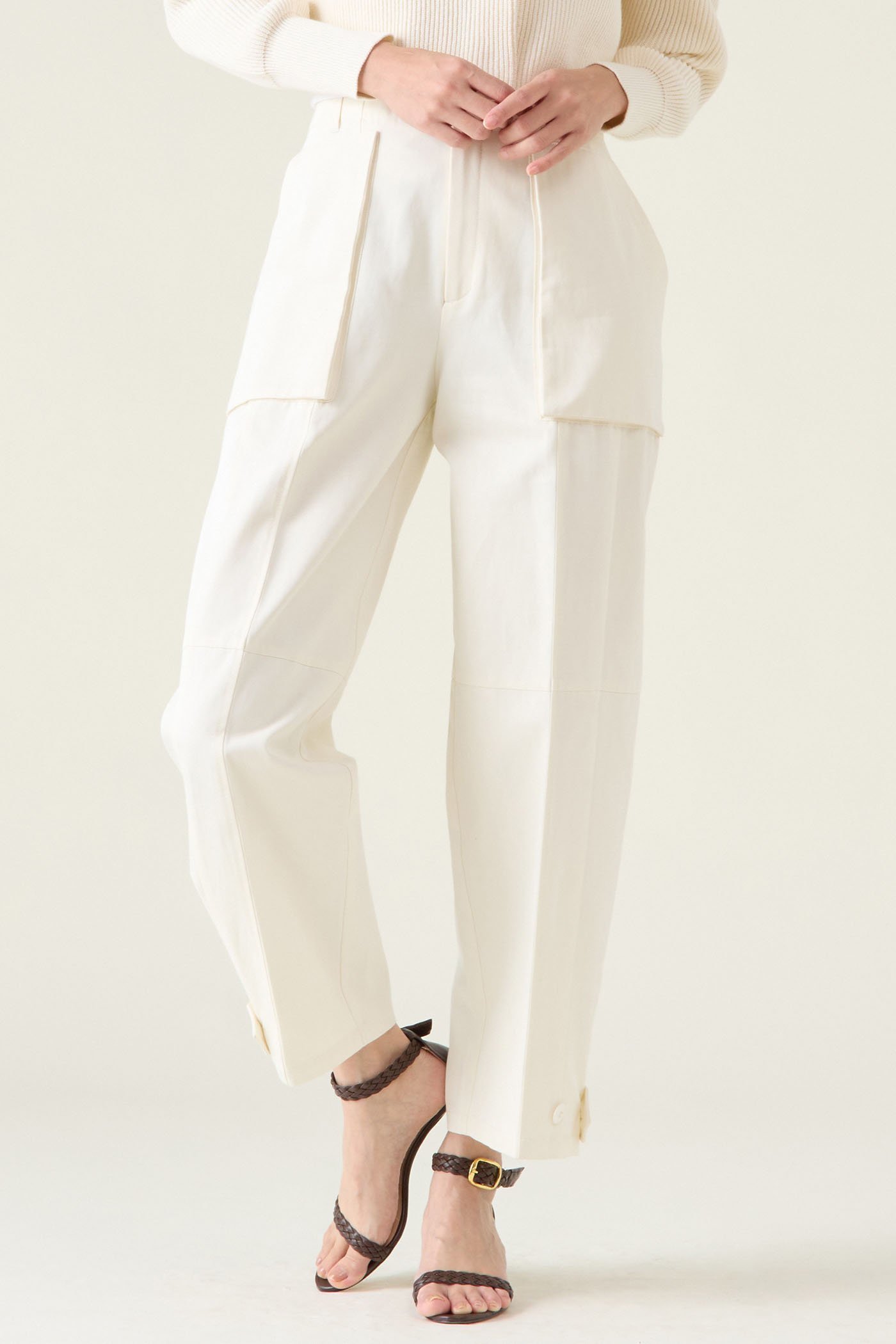 【マルティニーク/martinique】のクリーンチノカーゴパンツ 人気、トレンドファッション・服の通販 founy(ファニー) 　ファッション　Fashion　レディースファッション　Fashion for Women　パンツ　Pants & Trousers　おすすめ　Recommended / Our Picks　カーゴパンツ　Cargo Pants, Utility Pants　コンパクト　Compact, Small Size　エレガント 上品　Elegant　 other-1|ID: prp329100004359712 ipo3291000000035042474