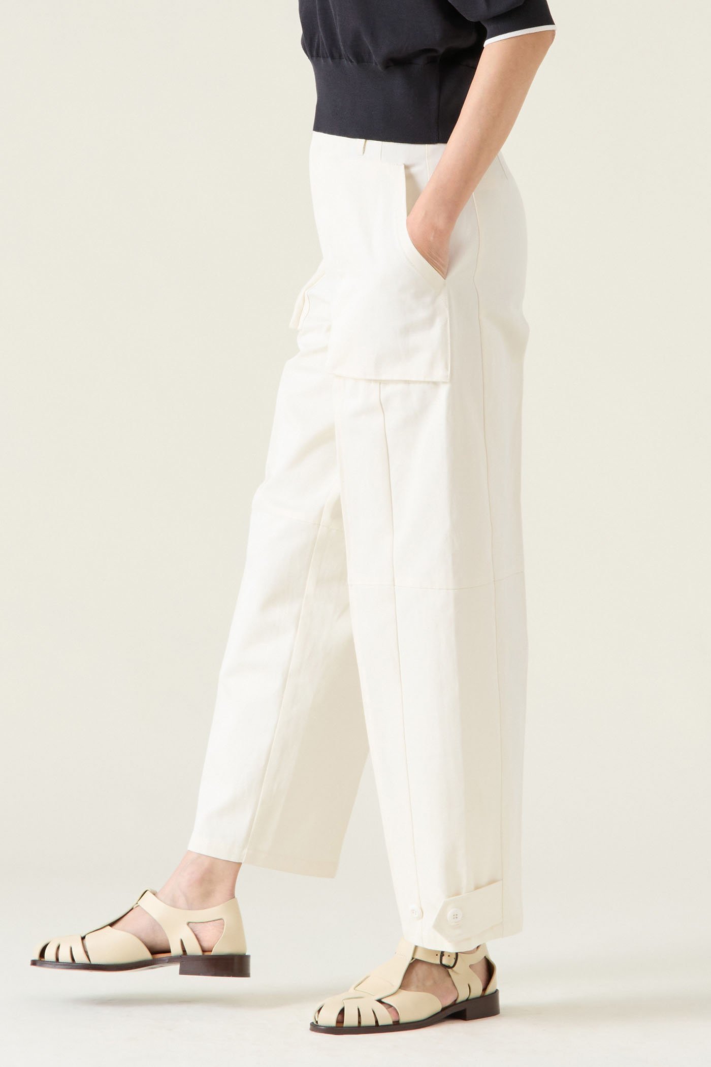 【マルティニーク/martinique】のクリーンチノカーゴパンツ 人気、トレンドファッション・服の通販 founy(ファニー) 　ファッション　Fashion　レディースファッション　Fashion for Women　パンツ　Pants & Trousers　おすすめ　Recommended / Our Picks　カーゴパンツ　Cargo Pants, Utility Pants　コンパクト　Compact, Small Size　エレガント 上品　Elegant　other-5|ID: prp329100004359712 ipo3291000000035682310