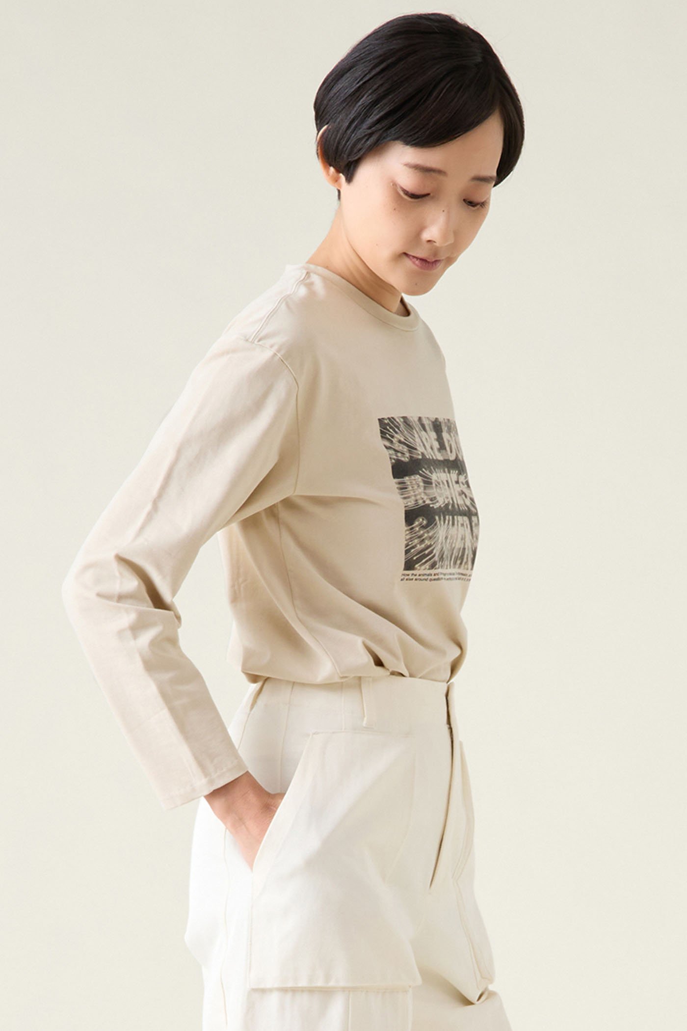 【マルティニーク/martinique】のフォトロンT 人気、トレンドファッション・服の通販 founy(ファニー) 　ファッション　Fashion　レディースファッション　WOMEN　トップス・カットソー　Tops/Tshirt　シャツ/ブラウス　Shirts/Blouses　ロング / Tシャツ　T-Shirts　カットソー　Cut and Sewn　おすすめ　Recommend　インナー　Inner　ジャケット　Jacket　スリーブ　Sleeve　ネオン　Neon　ロング　Long　ワーク　Work　エレガント 上品　Elegant　再入荷　Restock/Back In Stock/Re Arrival　定番　Standard　other-2|ID: prp329100004361290 ipo3291000000031341491